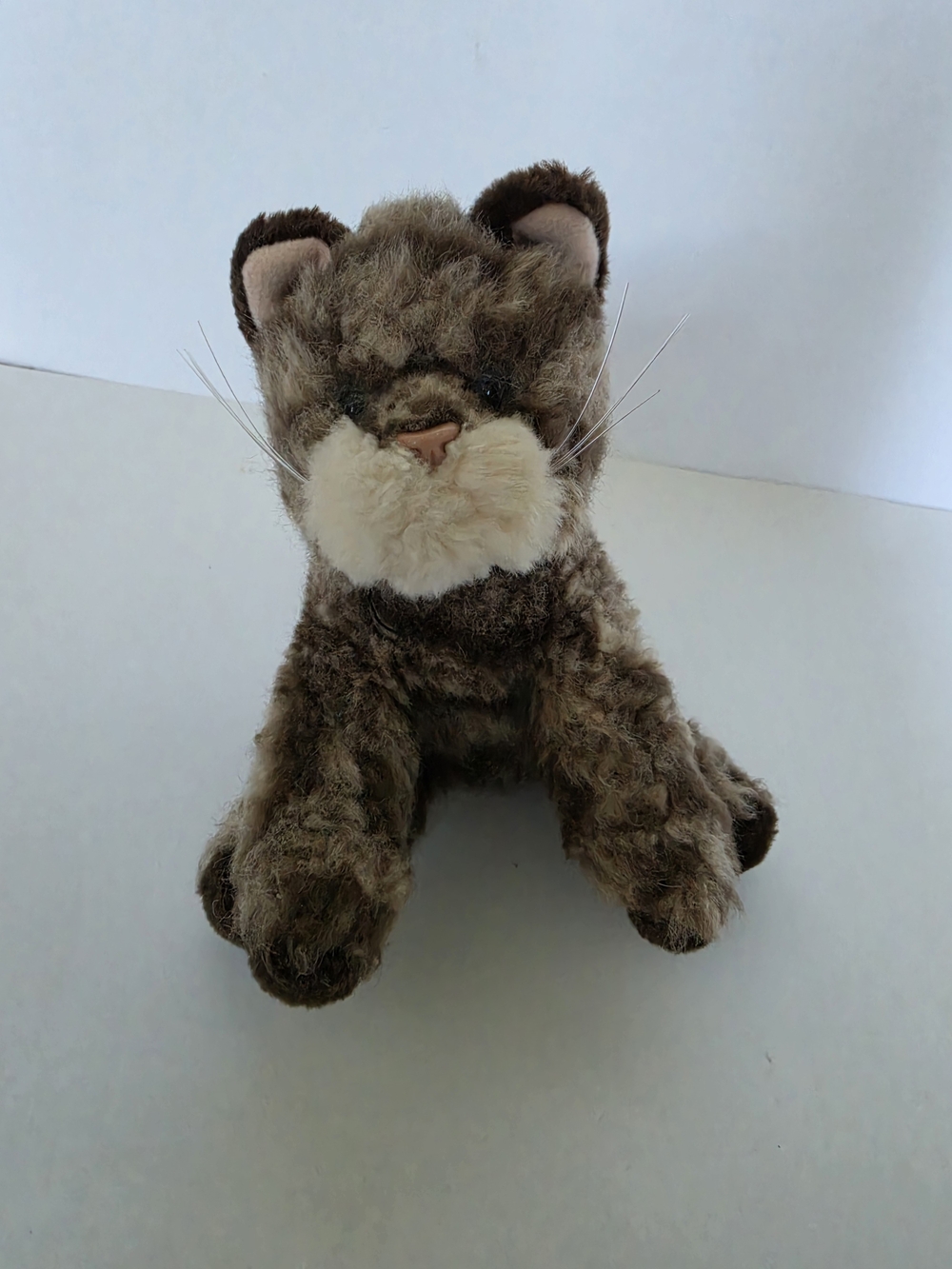 vintage Russ Berrie "Whiskers" brown tabby cat plush.